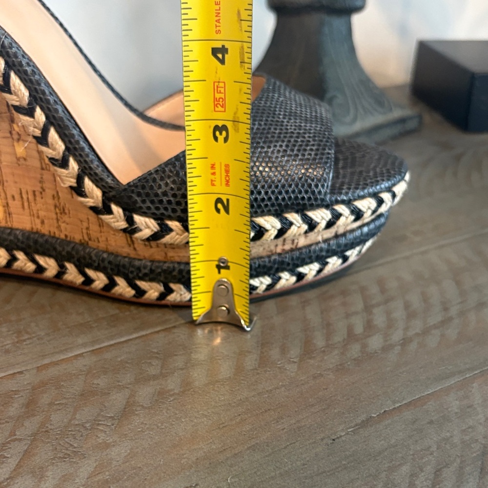 J Lo Black Wedge Sandals (size 10) - Picture 10 of 10